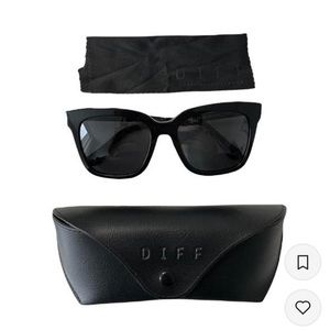Diff Eyewear Bella black frame & grey lens polarized sunglasses